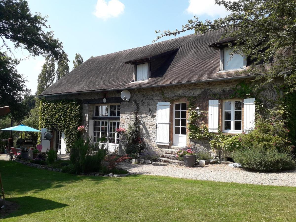B&B Buddleja Saint-Hilaire-les-Places Esterno foto